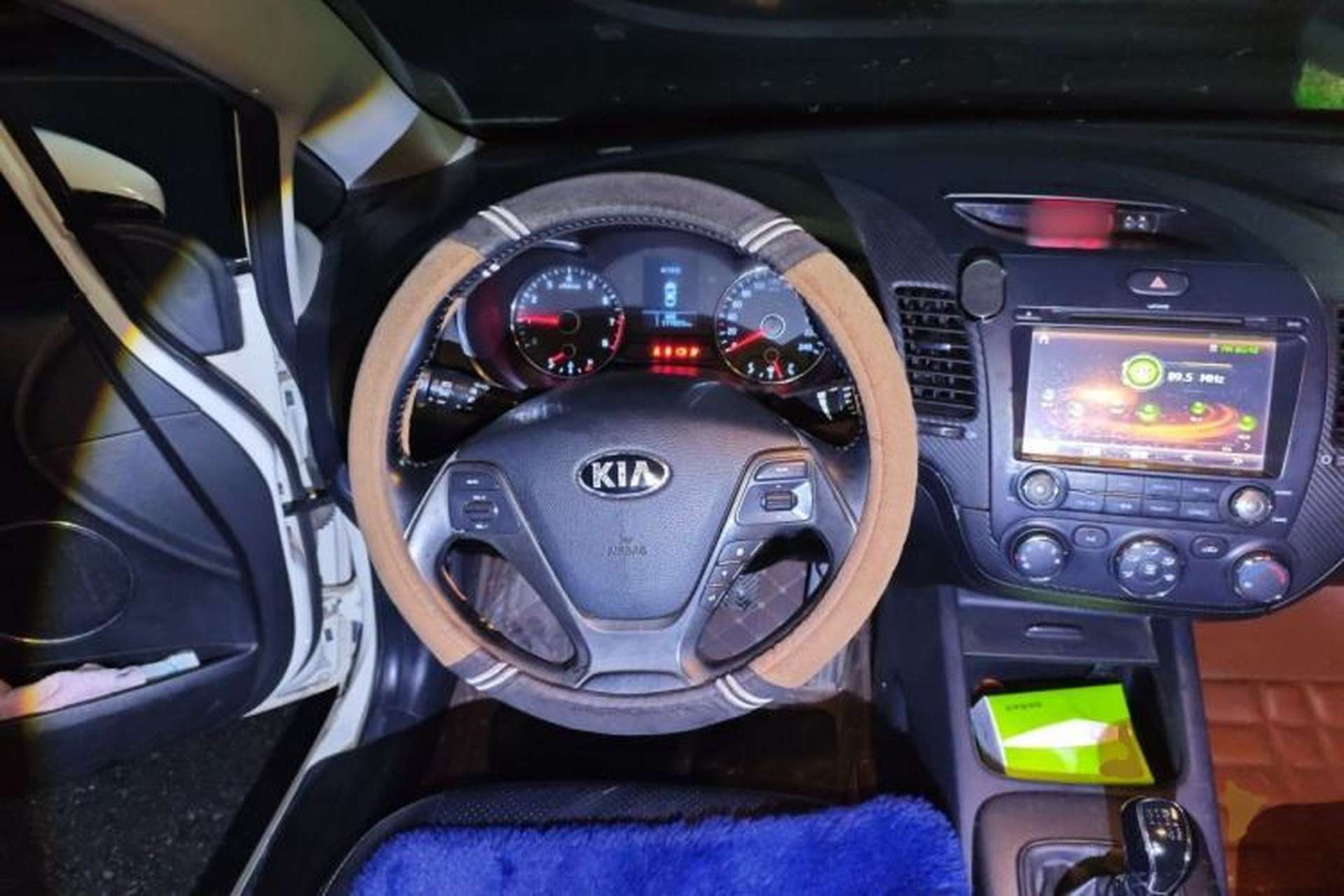 Used Kia K3 2013 1.6L Manual GLS Steering Wheel