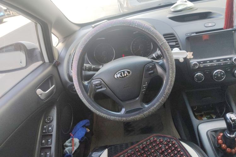 Used Kia K3 2013 1.6L Manual GLS Steering Wheel