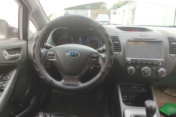 Used Kia K3 2013 1.6L Manual GLS Steering Wheel