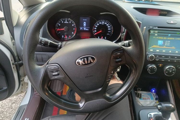 Used Kia K3 2013 1.6L Automatic GL Steering Wheel