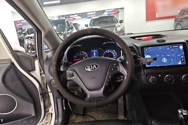 Used Kia K3 2013 1.6L Manual GLS Steering Wheel