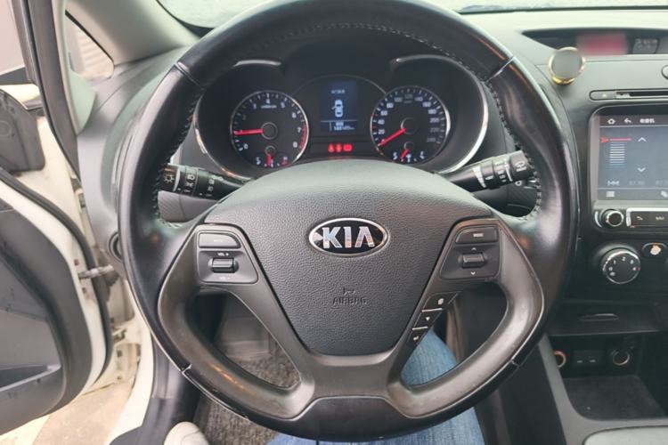 Used Kia K3 2013 1.6L Manual GLS Steering Wheel