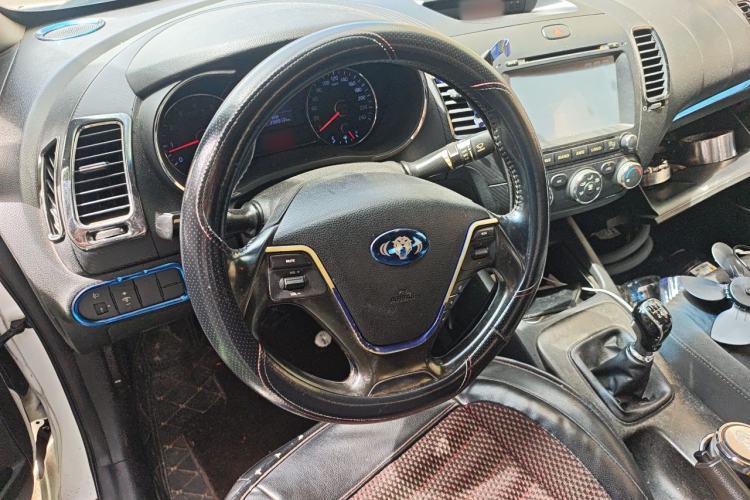 Used Kia K3 2013 1.6L Manual GLS Steering Wheel