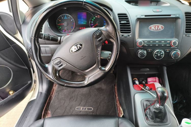 Used Kia K3 2013 1.6L Manual GLS Steering Wheel