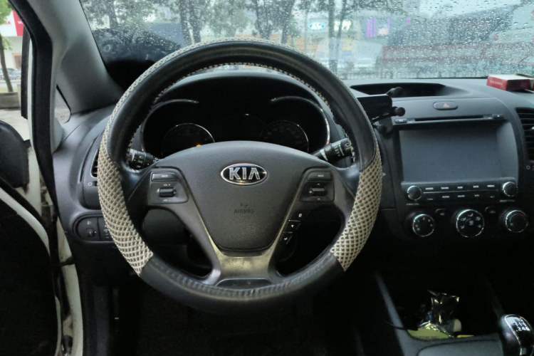Used Kia K3 2013 1.6L Manual GLS Steering Wheel