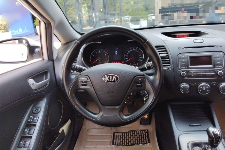 Used Kia K3 2013 1.6L Manual GLS Steering Wheel