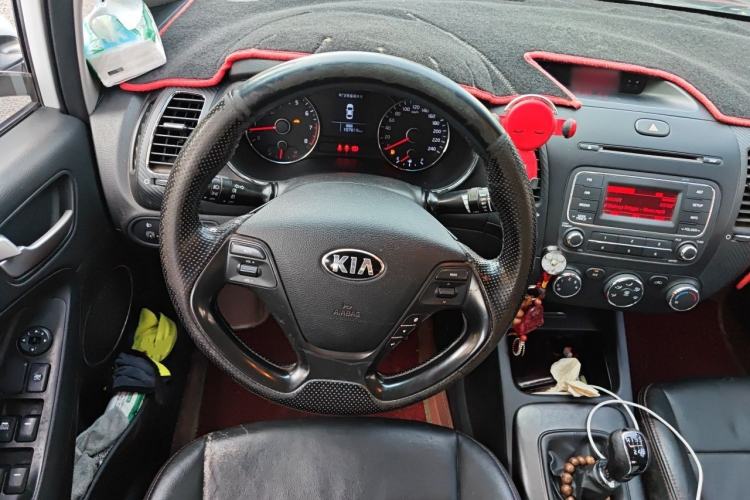 Used Kia K3 2013 1.6L Manual GLS Steering Wheel
