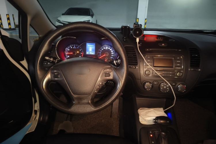 Used Kia K3 2013 1.6L Automatic GL Steering Wheel