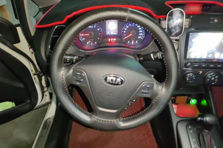 Used Kia K3 2013 1.6L Automatic GL Steering Wheel