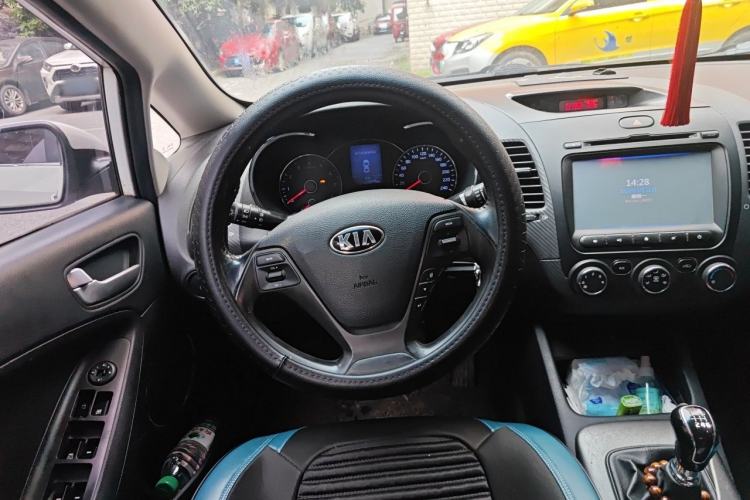 Used Kia K3 2013 1.6L Manual GLS Steering Wheel