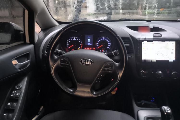 Used Kia K3 2013 1.6L Manual GLS Steering Wheel