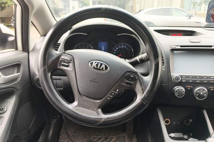 Used Kia K3 2013 1.6L Manual GL Steering Wheel