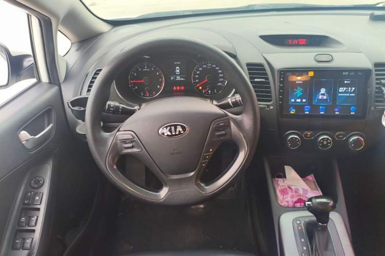 Used Kia K3 2013 1.6L Automatic GL Steering Wheel