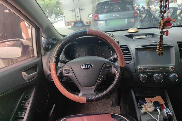 Used Kia K3 2013 1.6L Manual GLS Steering Wheel