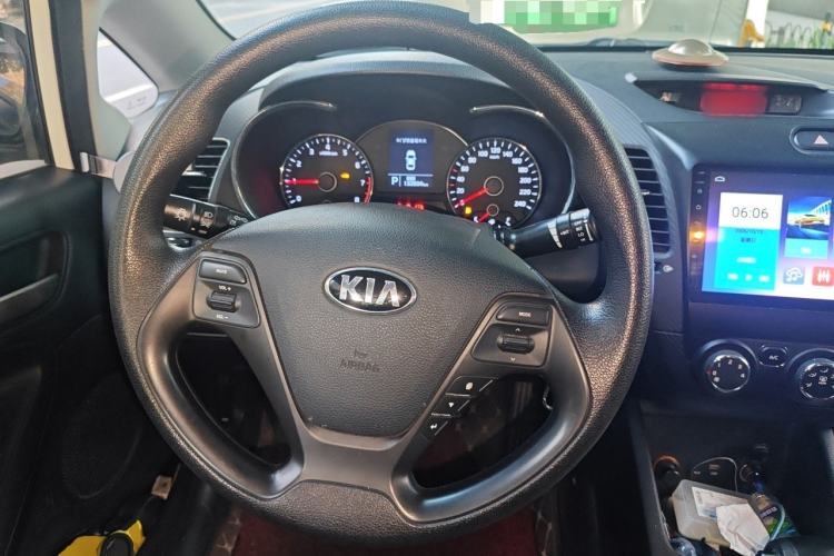 Used Kia K3 2013 1.6L Automatic GL Steering Wheel