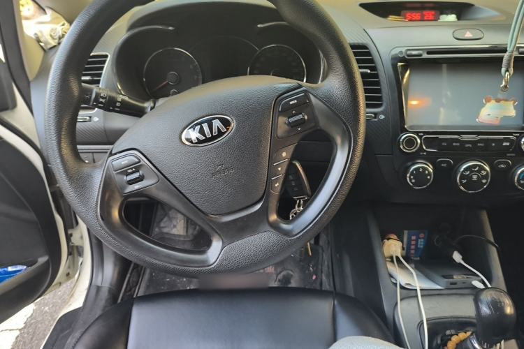 Used Kia K3 2013 1.6L Manual GL Steering Wheel