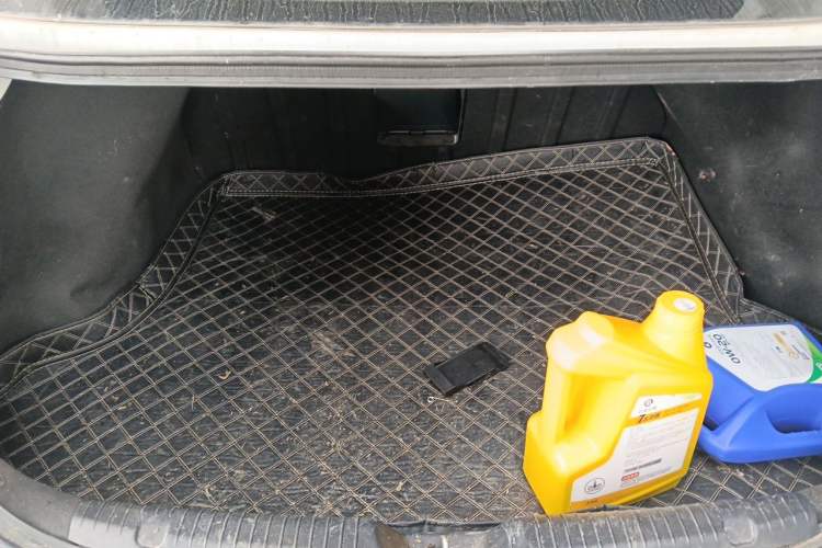 Used Kia K3 2013 1.6L Automatic GLS Trunk