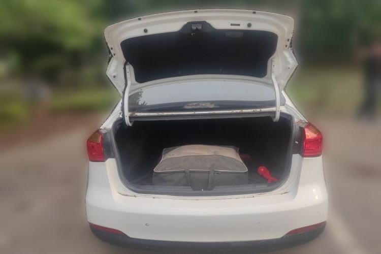 Used Kia K3 2013 1.6L Automatic GLS Trunk
