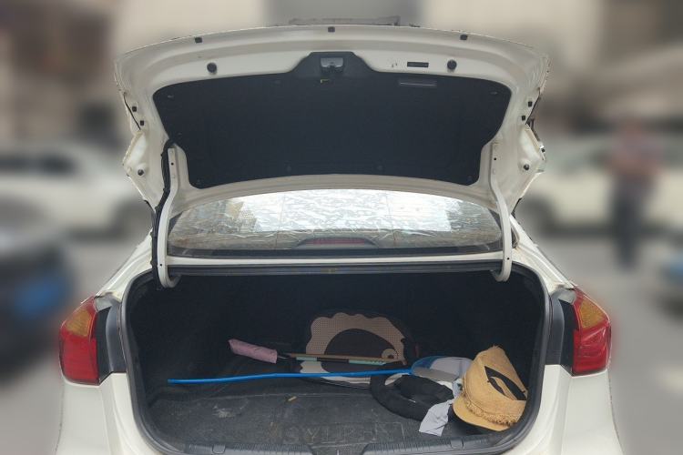 Used Kia K3 2013 1.6L Automatic GLS Trunk