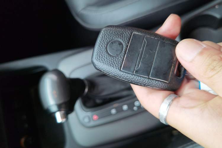 Used Kia K3 2013 1.6L Automatic DLX Vehicle Key