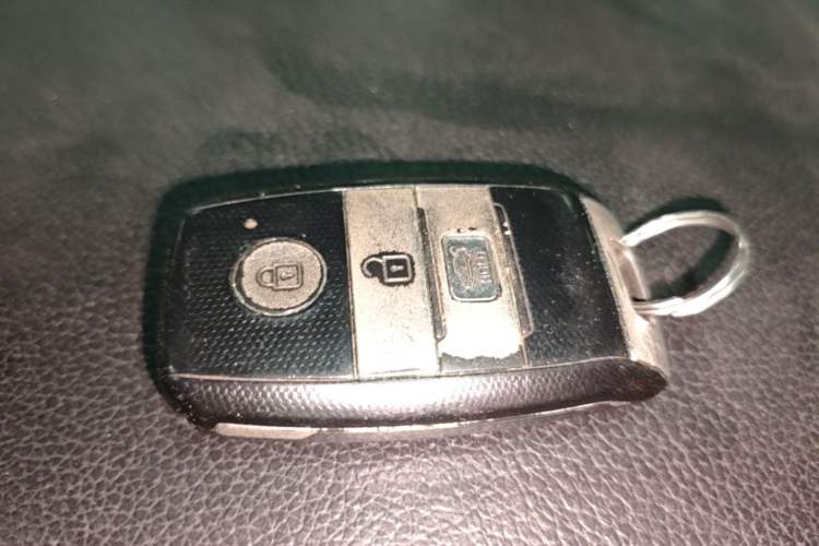 Used Kia K3 2013 1.6L Automatic GLS Vehicle Key