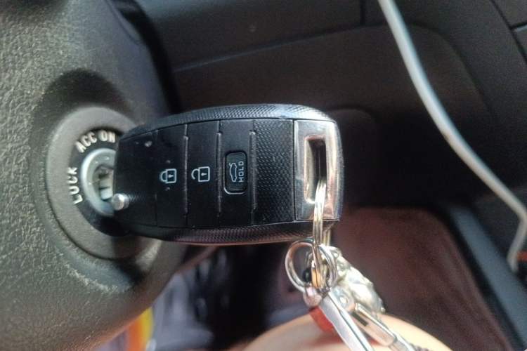 Used Kia K3 2013 1.6L Automatic GL Vehicle Key