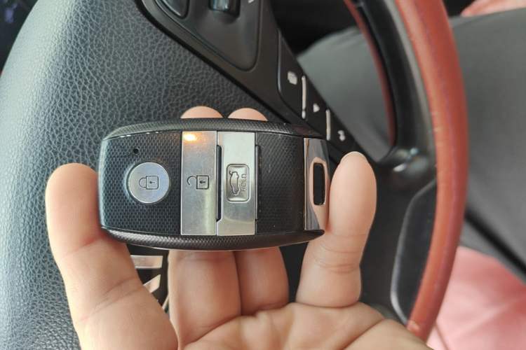 Used Kia K3 2013 1.6L Automatic GLS Vehicle Key