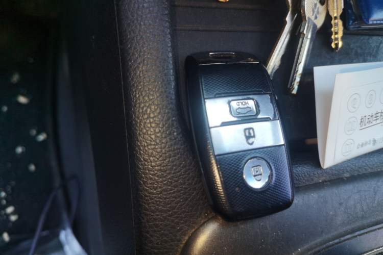 Used Kia K3 2013 1.6L Automatic GLS Vehicle Key