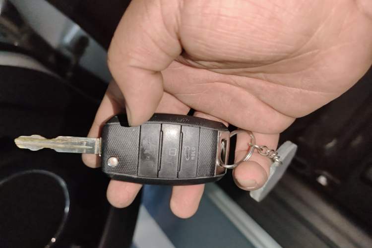 Used Kia K3 2013 1.6L Manual GLS Vehicle Key