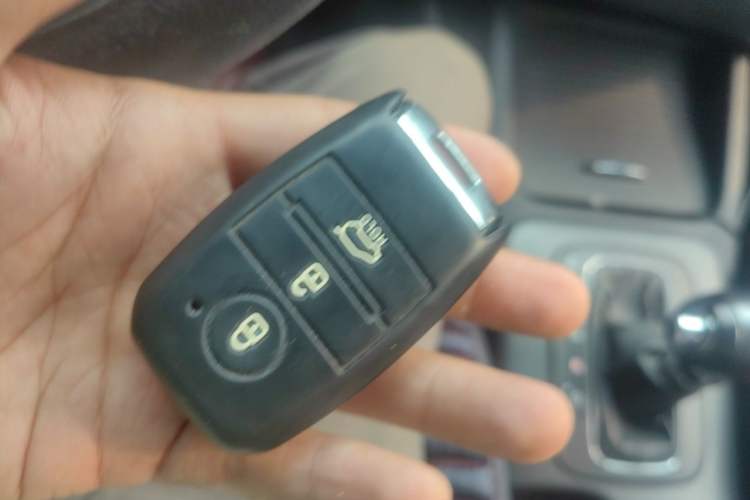 Used Kia K3 2013 1.6L Automatic GLS Vehicle Key