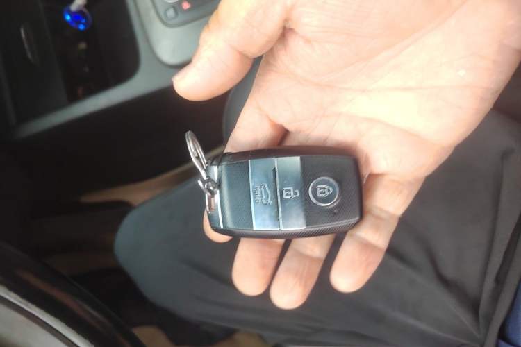 Used Kia K3 2013 1.6L Automatic GLS Vehicle Key