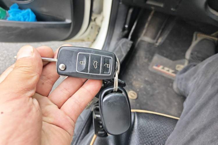 Used Kia K3 2013 1.6L Automatic GL Vehicle Key