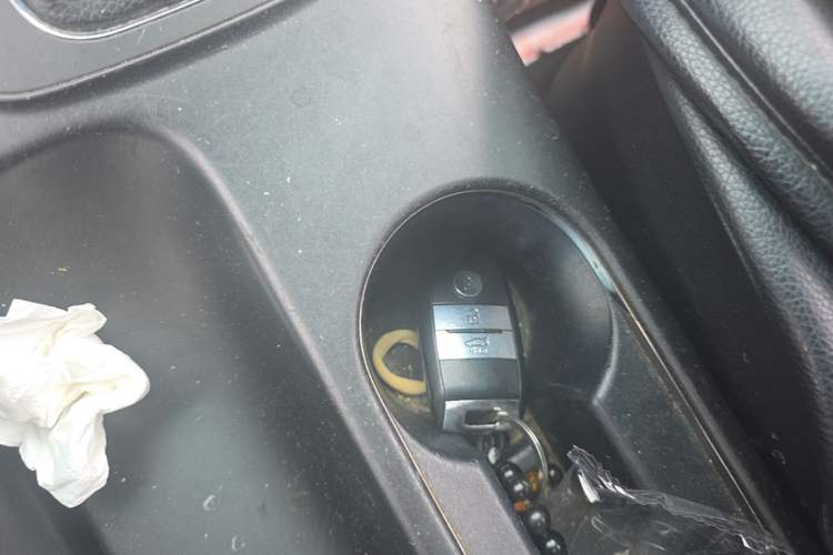 Used Kia K3 2013 1.6L Automatic DLX Vehicle Key