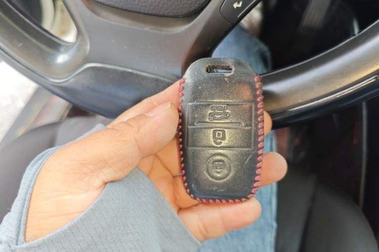 Used Kia K3 2013 1.6L Automatic GLS Vehicle Key