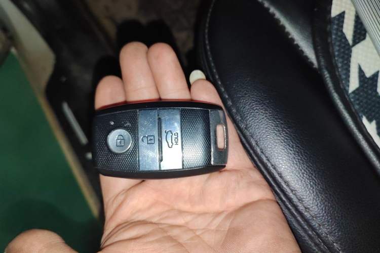 Used Kia K3 2013 1.6L Automatic GLS Vehicle Key