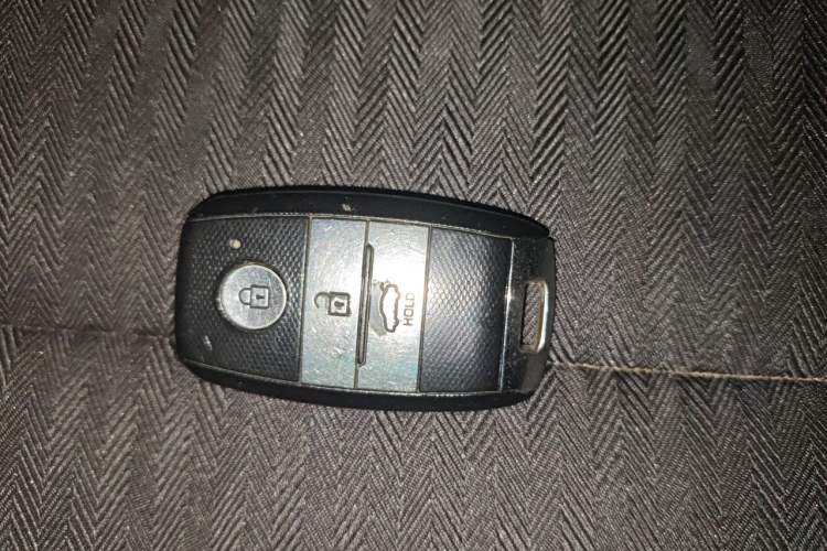 Used Kia K3 2013 1.6L Automatic GLS Vehicle Key