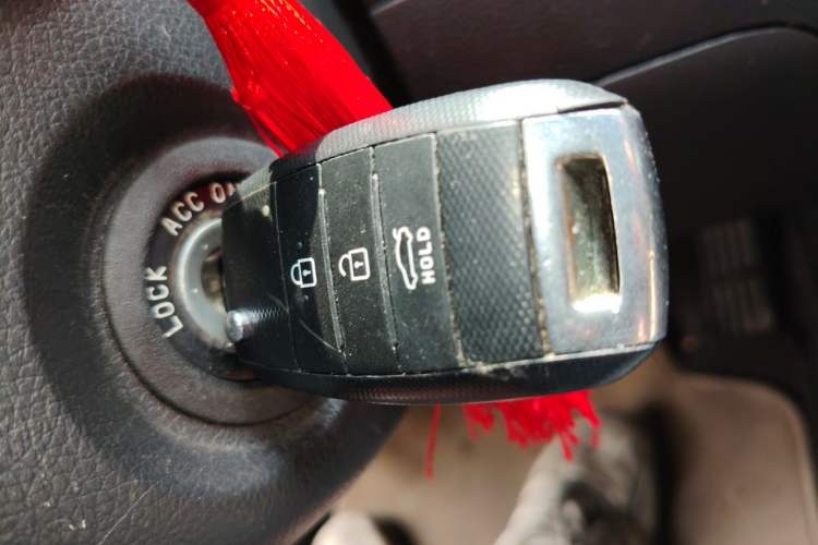Used Kia K3 2013 1.6L Manual GLS Vehicle Key