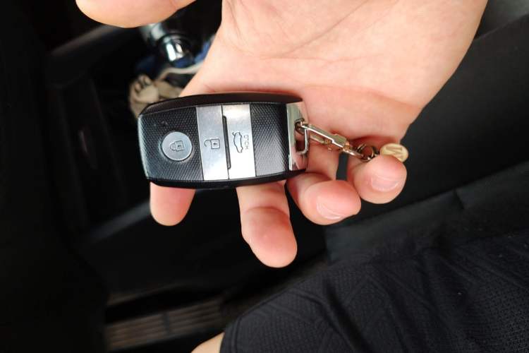 Used Kia K3 2013 1.6L Automatic GLS Vehicle Key