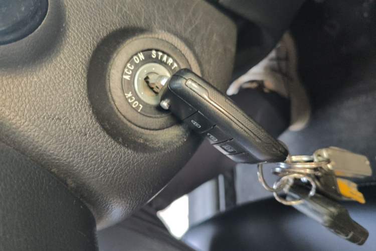 Used Kia K3 2013 1.6L Manual GL Vehicle Key