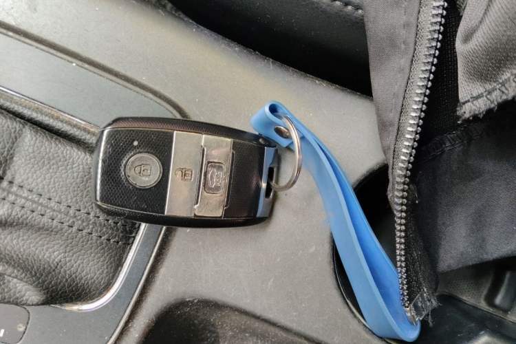 Used Kia K3 2013 1.6L Automatic GLS Vehicle Key