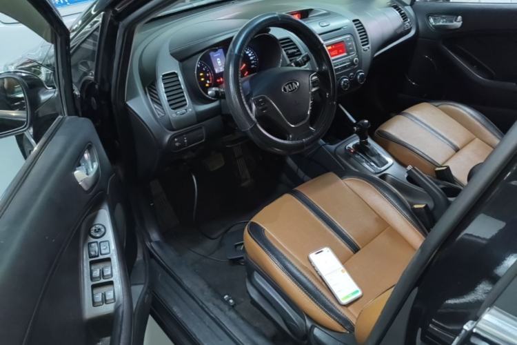 Used Kia K3 2015 1.6L Automatic GLS Driver Seat