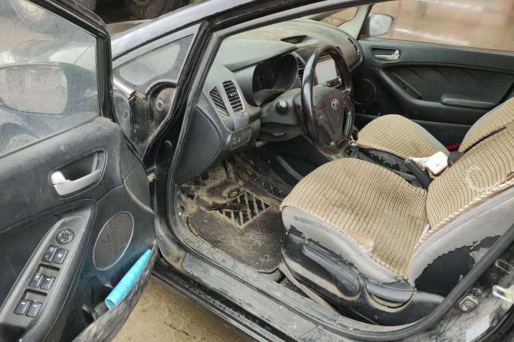 Used Kia K3 2015 1.6L Manual GLS Driver Seat
