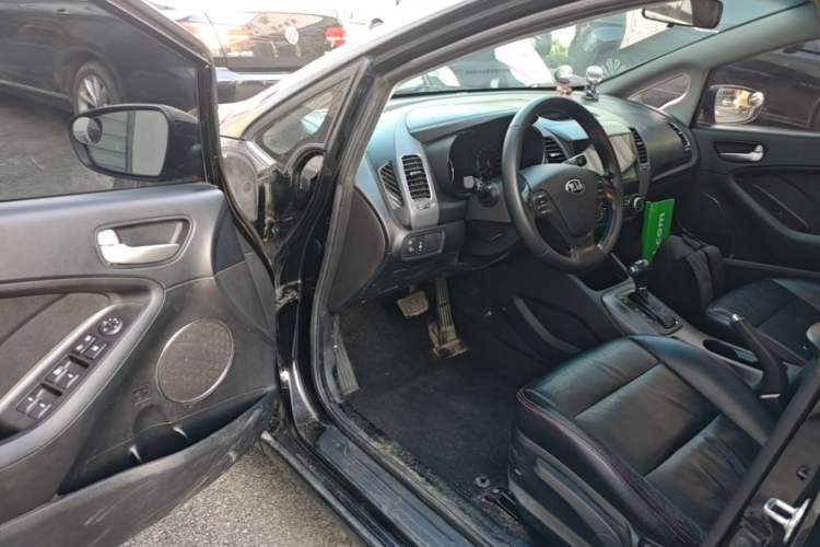 Used Kia K3 2015 1.6L Automatic GLS Driver Seat