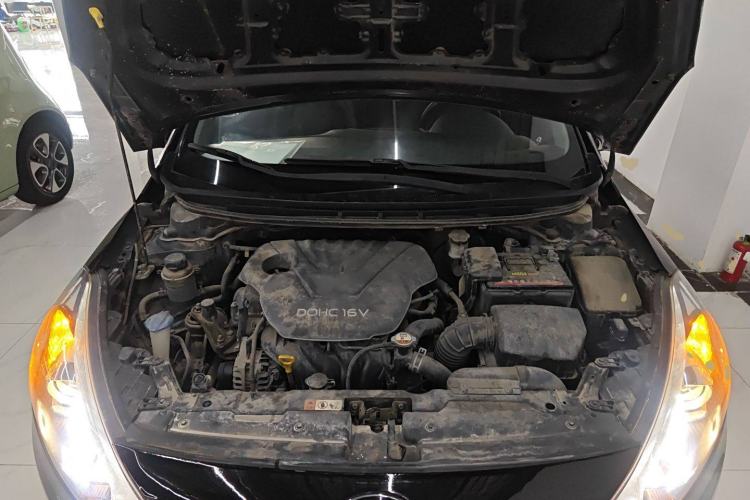 Used Kia K3 2015 1.6L Automatic GL Engine Bay