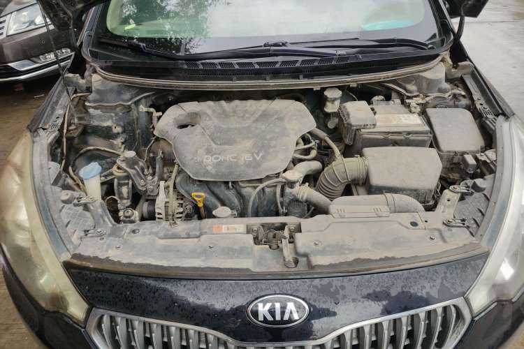 Used Kia K3 2015 1.6L Manual GLS Engine Bay