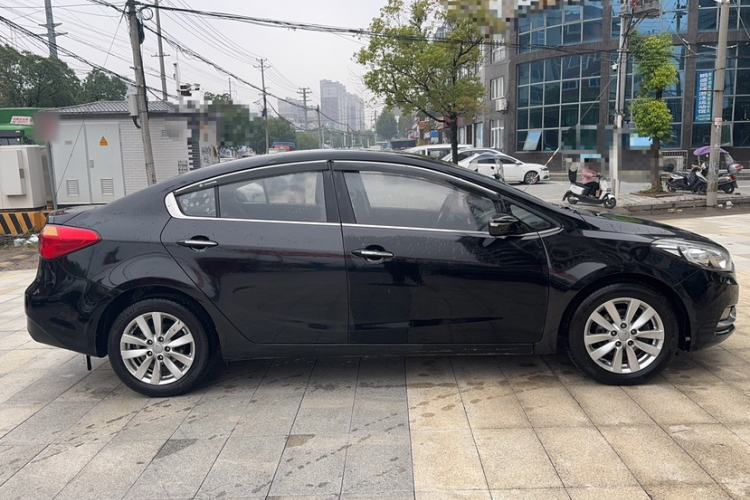 Used Kia K3 2015 1.6L Automatic GLS Exterior 2