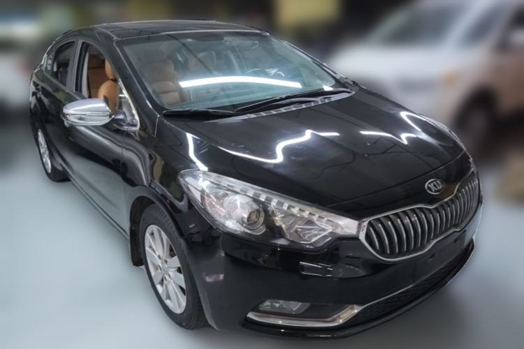 Used Kia K3 2015 1.6L Automatic GLS Front Right 45 Deg