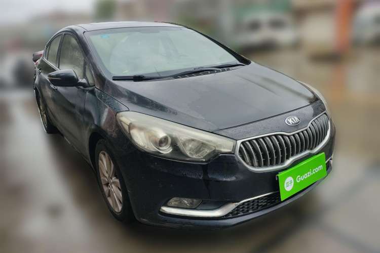 Used Kia K3 2015 1.6L Manual GLS Front Right 45 Deg