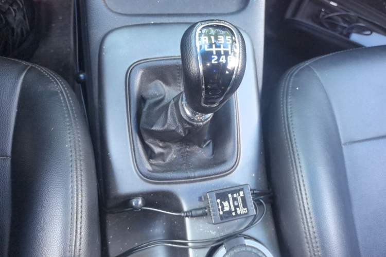 Used Kia K3 2015 1.6L Manual GLS Gear Lever