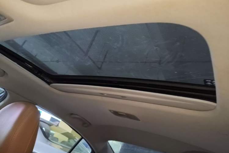Used Kia K3 2015 1.6L Automatic GLS Headliner